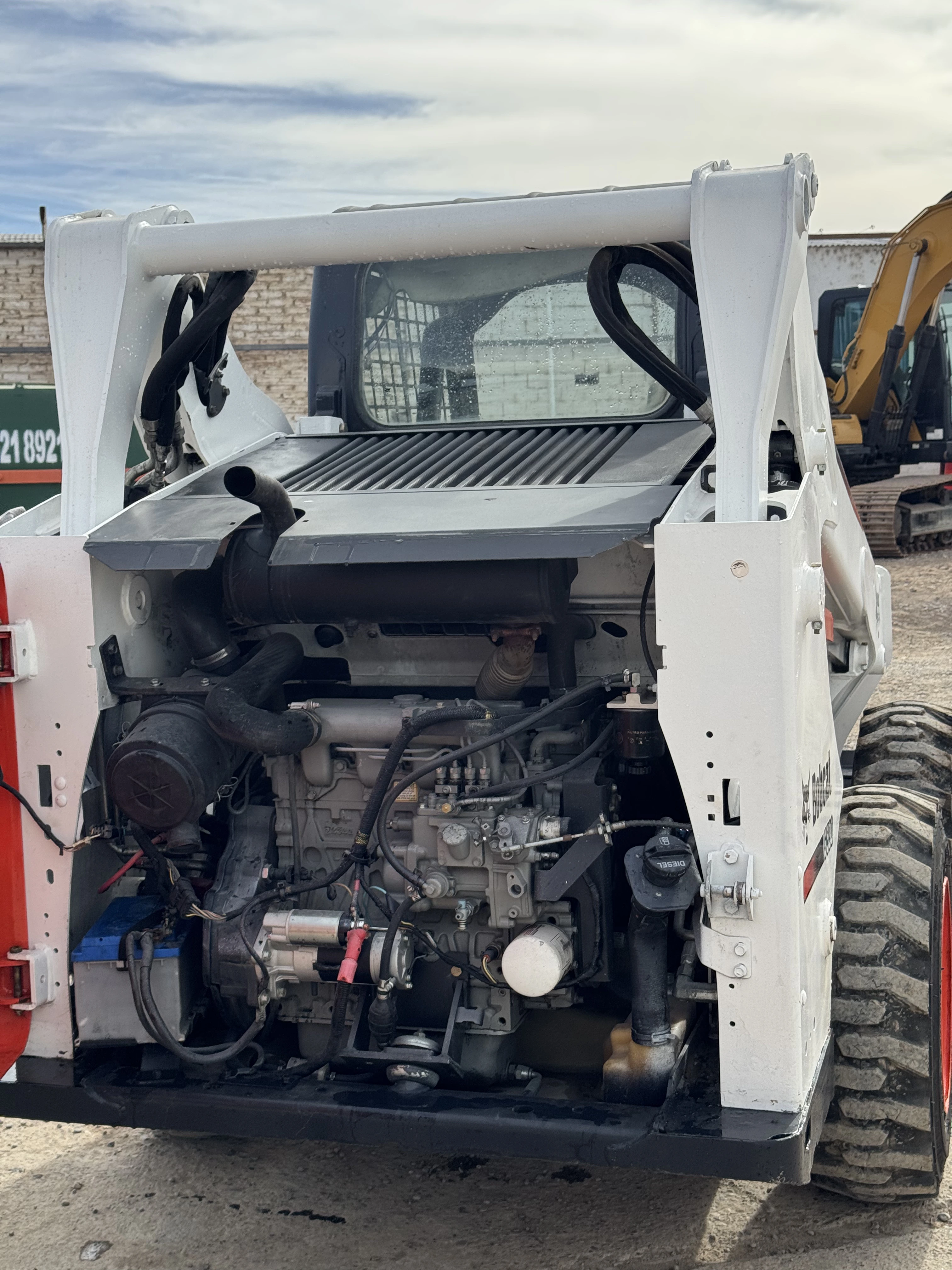 minicargadoraS530-Motor.webp